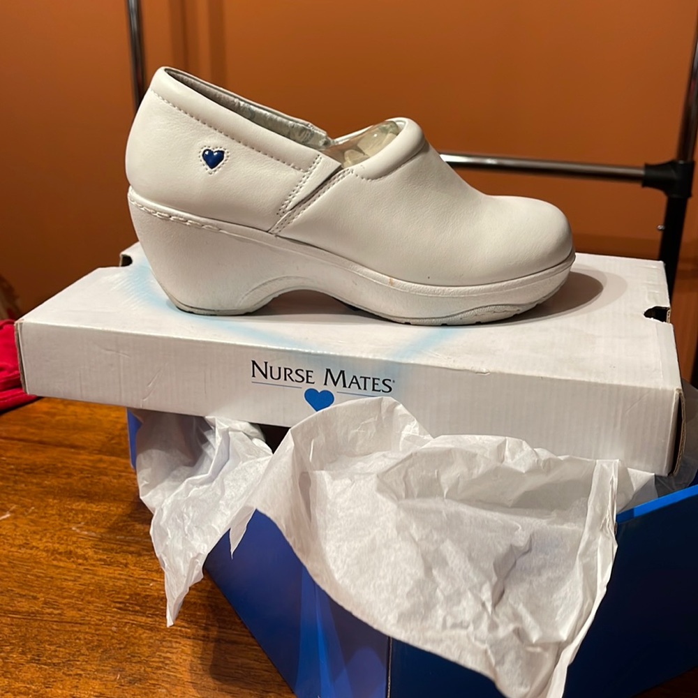 Women Nurse Mates